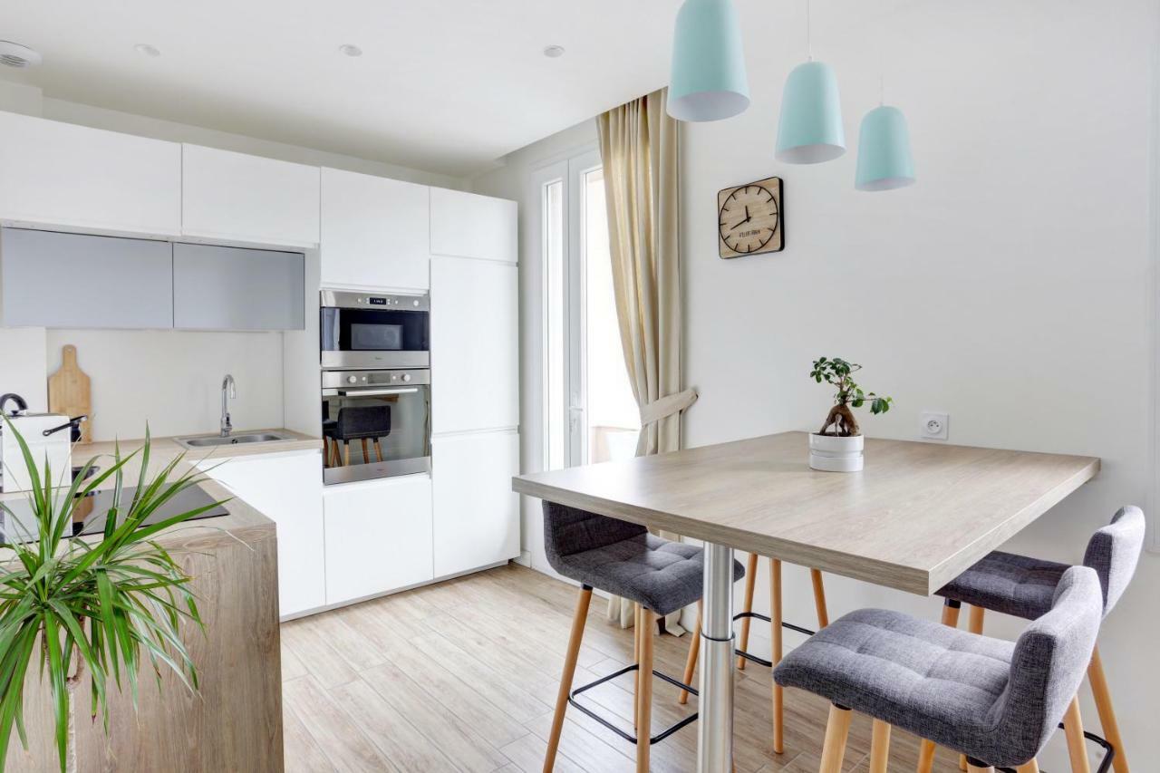 L'Amandine ,45 M2 Terrasse Et Garage Centre Ville Saint-Raphaël Eksteriør billede